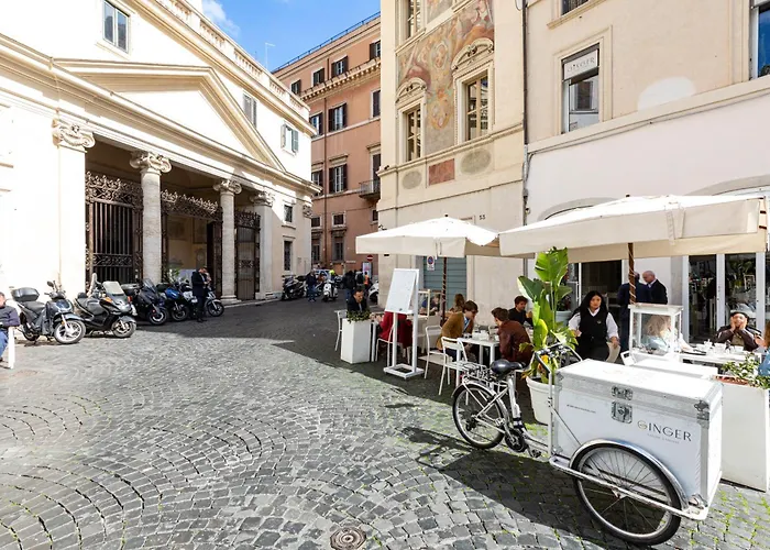 Apartment With Nice Terrace By The Amazing Pantheon